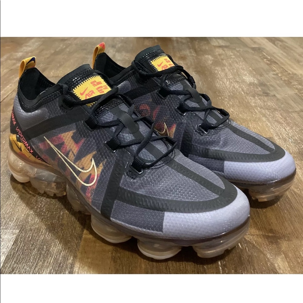 Nike Womens Size 8.5/Mens 7 Air Vapormax 2019 SE - Picture 4 of 12